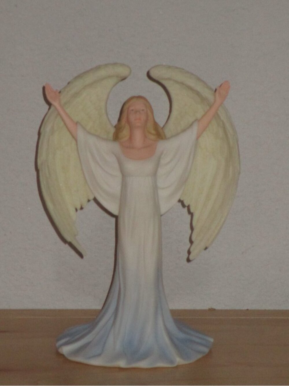 Winged Angel With Hands Praying 7.5" Tall  Blue Base Vintage Resin New in Box